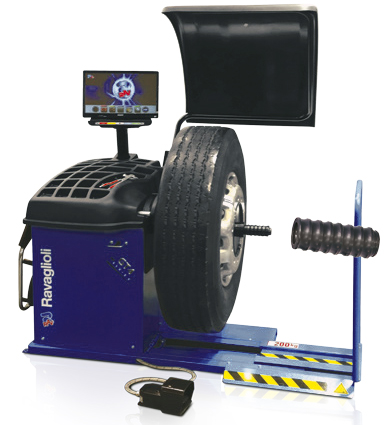 GPTL4.140RC FastMount Super Duty Wheel Balancer GPTL4.140RC FastMount Super Duty Wheel Balancer